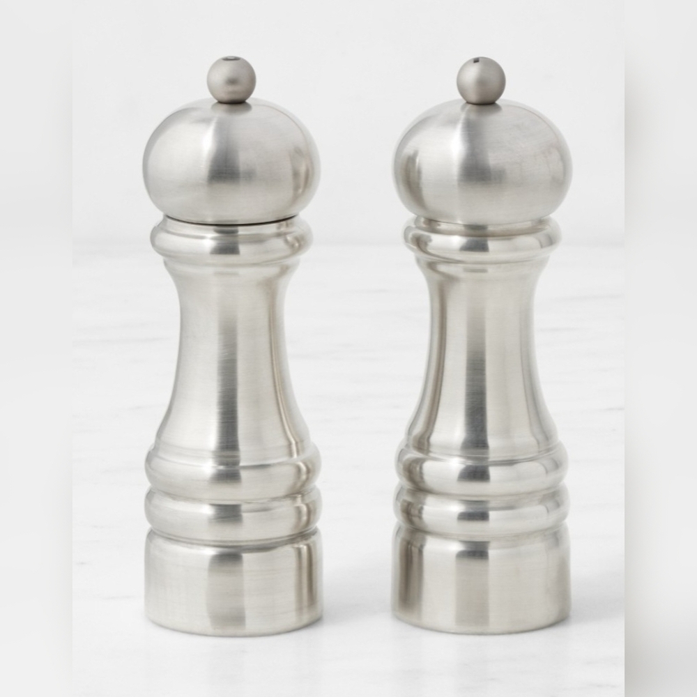 Williams Sonoma Salt and Pepper Mill Set